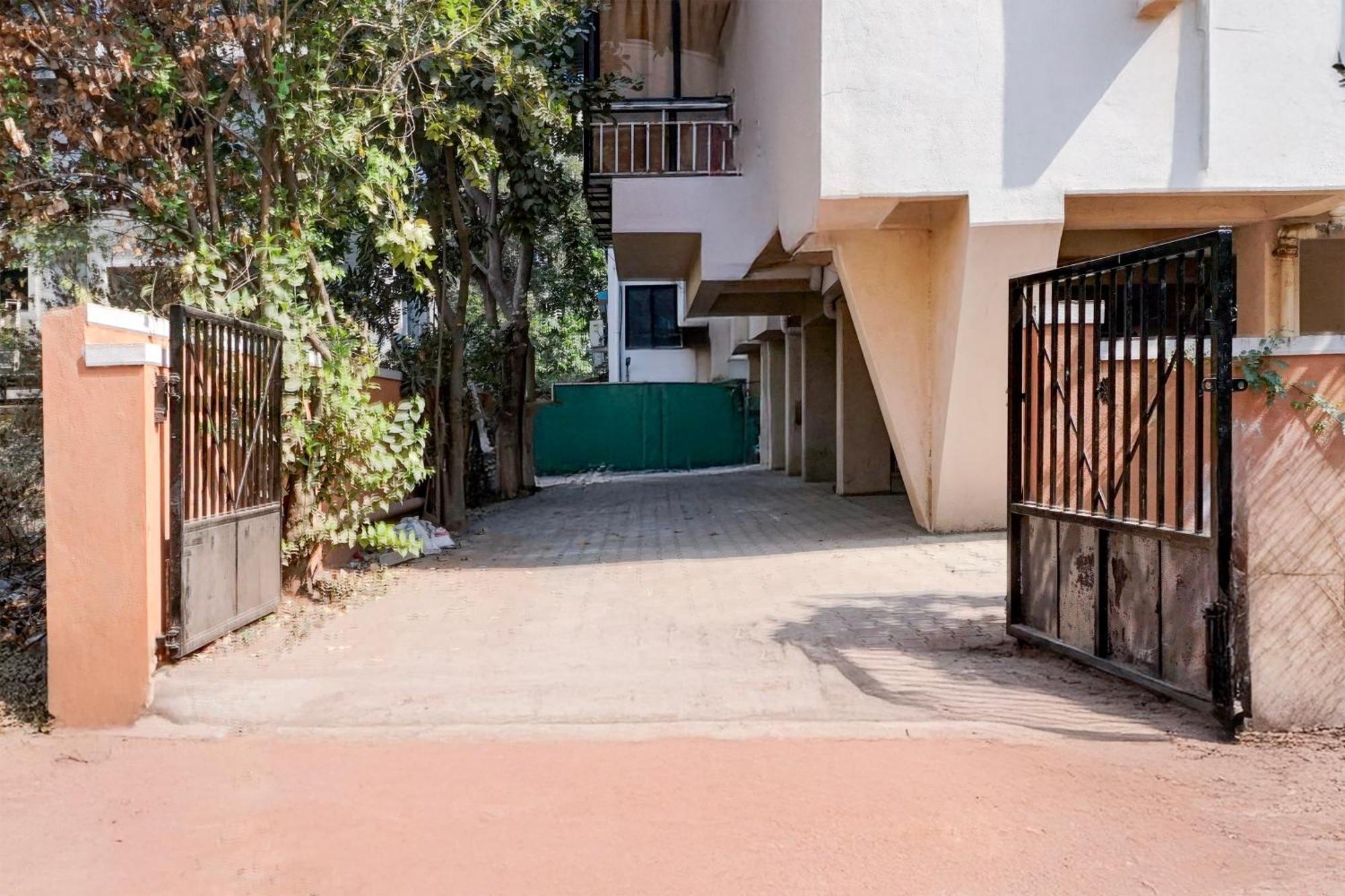 Hotel Super Collection O Veerbhadra Nagar Baner Méribel Village Exterior foto