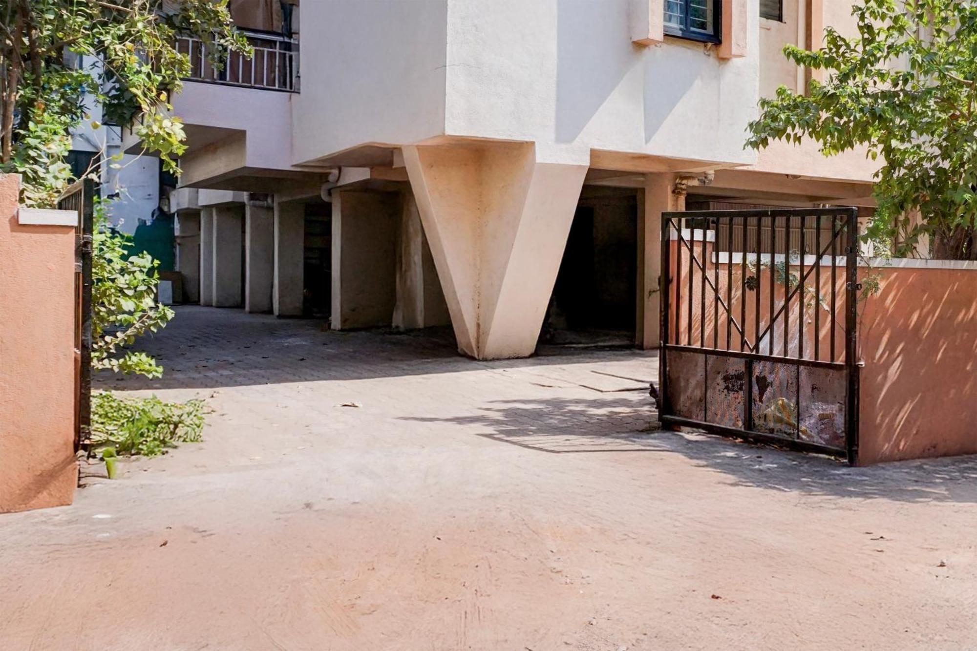 Hotel Super Collection O Veerbhadra Nagar Baner Méribel Village Exterior foto